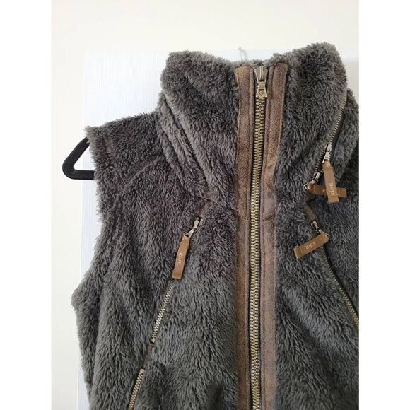 Kuhl FLIGHT™ VEST M $159 - Picture 7 of 13